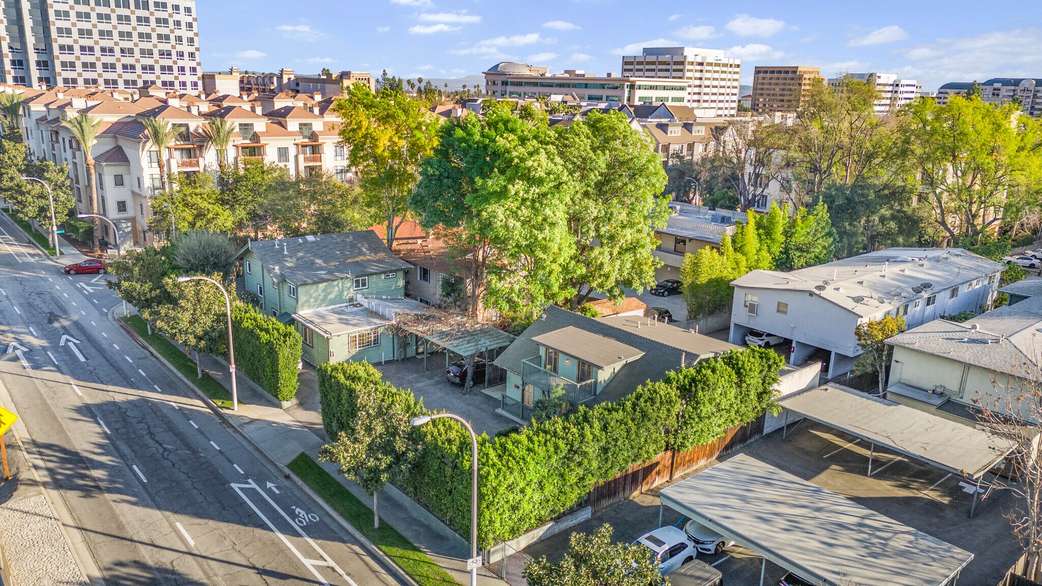 301-303 N Hudson Ave, Pasadena, CA à vendre Photo principale– Image 1 sur 17