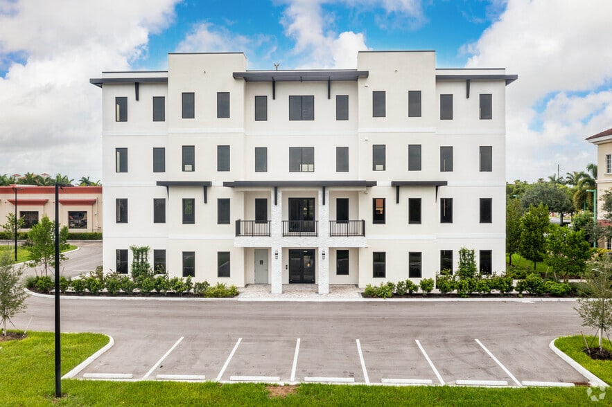 2340 Vanderbilt Beach Rd, Naples, FL à vendre - Photo de l’immeuble – Image 3 sur 11
