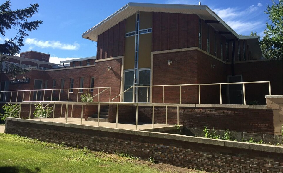 2200 25th Av, Regina, SK à louer - Photo de l’immeuble – Image 1 sur 2