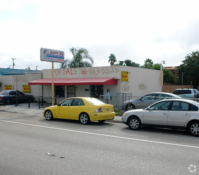 450 E 25th St, Hialeah, FL à vendre - Photo principale – Image 1 sur 7