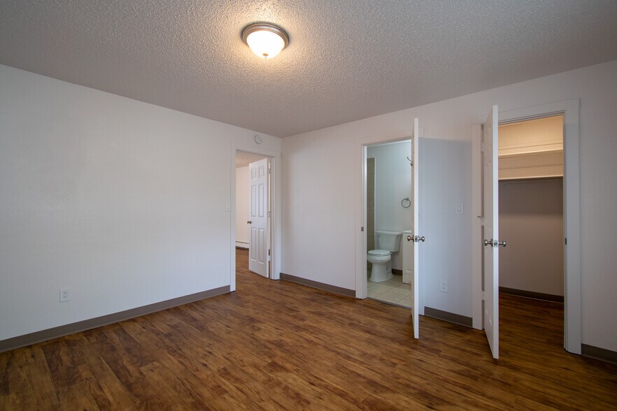 1428 S California Ave, Loveland, CO à vendre - Photo de l’immeuble – Image 3 sur 4