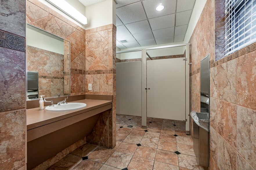 1575 RedBud Blvd, McKinney, TX à louer - Photo intérieure – Image 3 sur 39