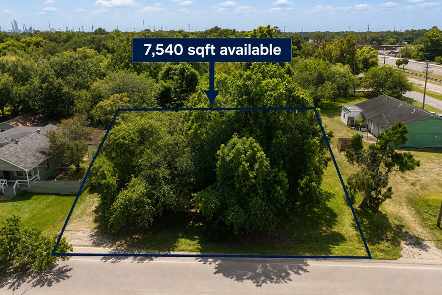 933 Cedar dr, La Marque, TX à vendre - Photo principale – Image 1 sur 2