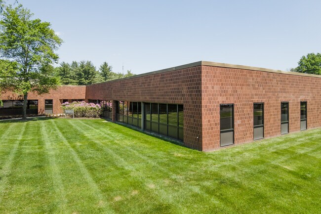 Plus de détails pour 307 College Rd E, Princeton, NJ - Bureau à louer