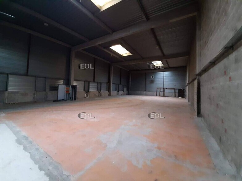 Industriel/Logistique dans Boissy Saint Leger à louer - Photo de l’immeuble – Image 3 sur 10