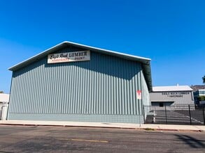 2219 Fair Park Ave, Los Angeles, CA à louer Photo de l’immeuble– Image 2 sur 27