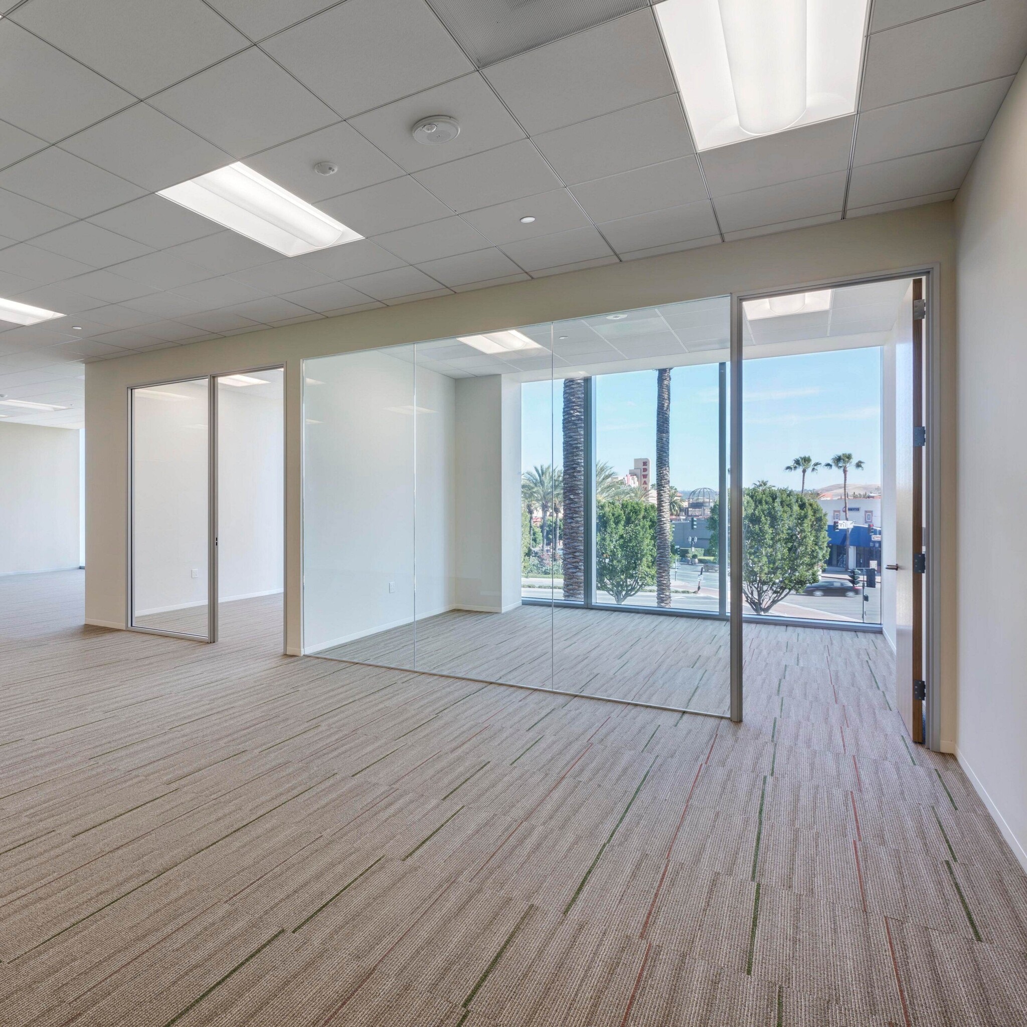 400 Spectrum Center Dr, Irvine, CA à louer Photo intérieure– Image 1 sur 7