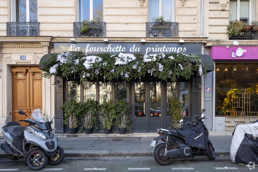 30 Rue Du Printemps, Paris à louer - Photo de l’immeuble – Image 2 sur 4