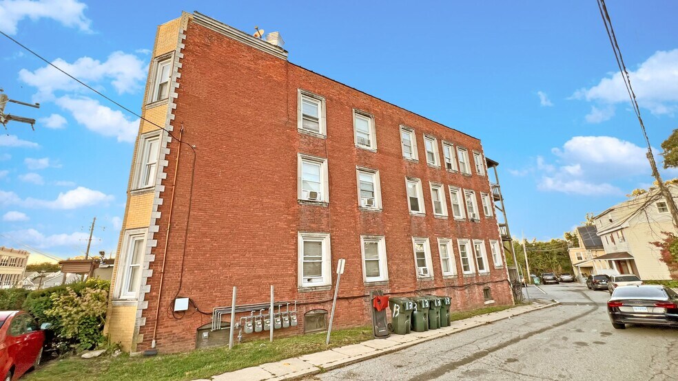 30 Montauk Ave, New London, CT à vendre - Photo de l’immeuble – Image 2 sur 10