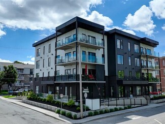 Plus de détails pour 255 Rue De Bigarré, Victoriaville, QC - Logement à vendre