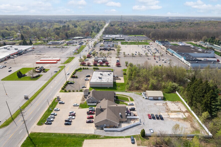498 South Ave, Tallmadge, OH à vendre - Photo de l’immeuble – Image 3 sur 9