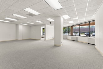 12355 Sunrise Valley Dr, Reston, VA à louer Photo intérieure– Image 1 sur 2