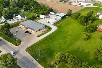Plus de détails pour 115 N Chestnut St, Monrovia, IN - Local commercial à vendre