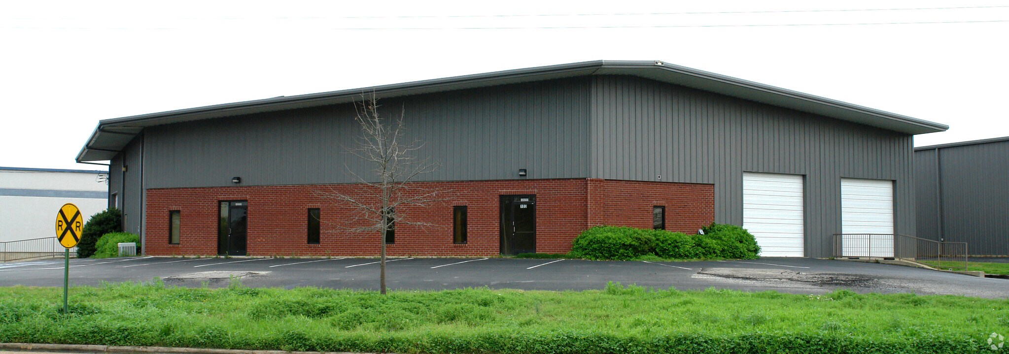 4800 S Mendenhall Rd, Memphis, TN à louer Photo principale– Image 1 sur 9