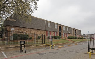 Plus de détails pour 1525 Sandy Ln, Fort Worth, TX - Logement à vendre