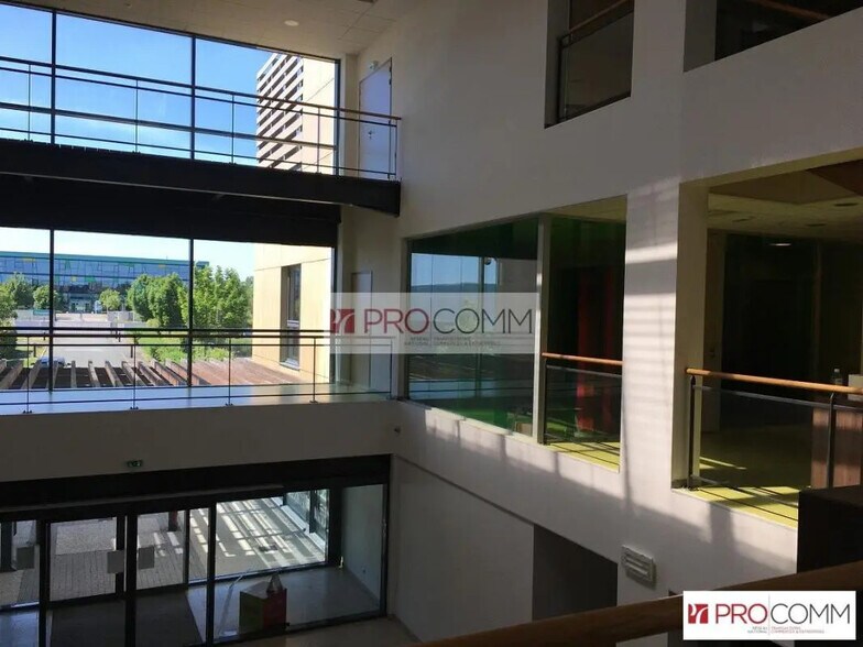 Bureau dans Chartres à louer - Photo intérieure – Image 2 sur 6