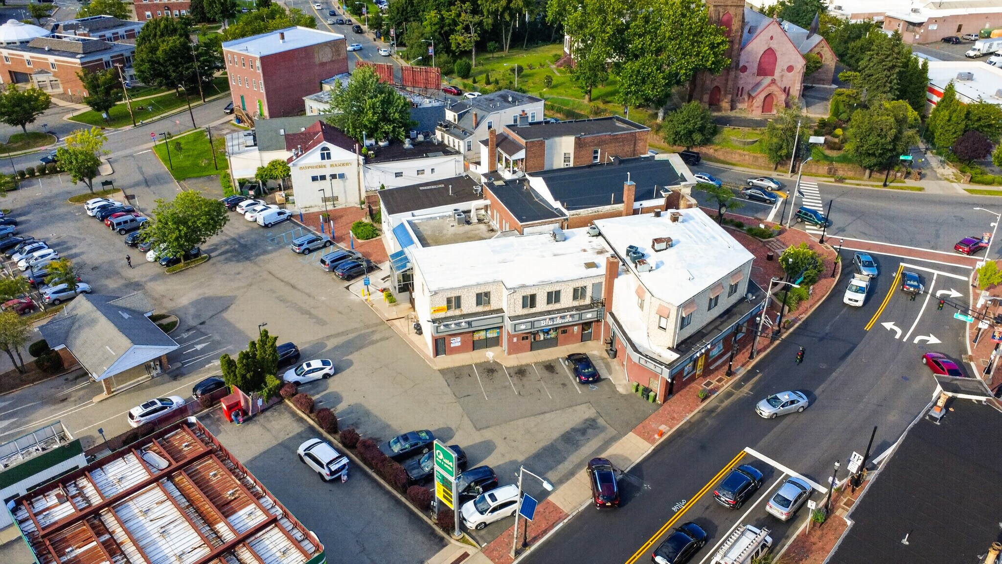 26-28 Main St, Orange, NJ à vendre Aérien– Image 1 sur 21