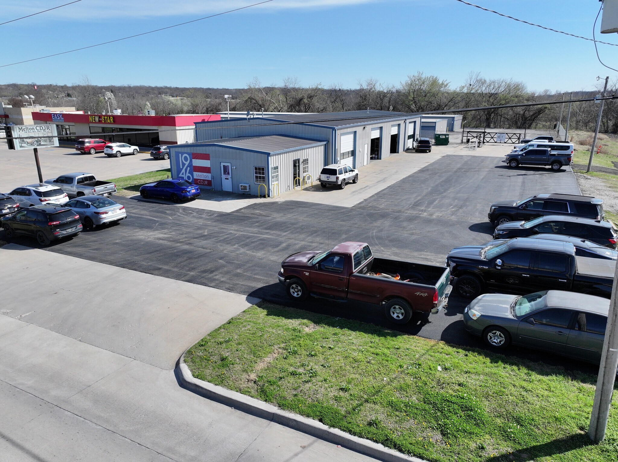 1001 E Will Rogers Blvd, Claremore, OK à louer Photo de l’immeuble– Image 1 sur 17
