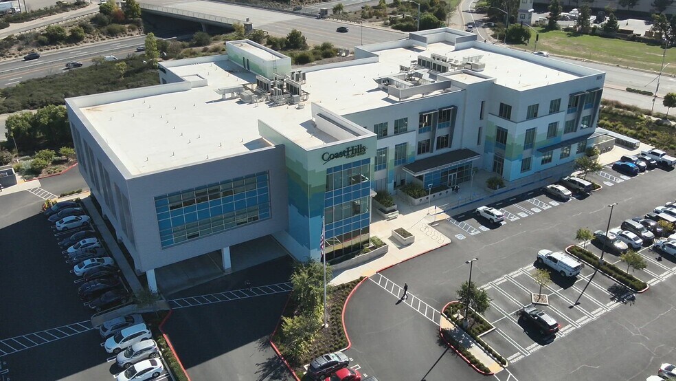 1075 E Betteravia Rd, Santa Maria, CA à louer - Vidéo sur l’annonce professionnelle – Image 3 sur 17