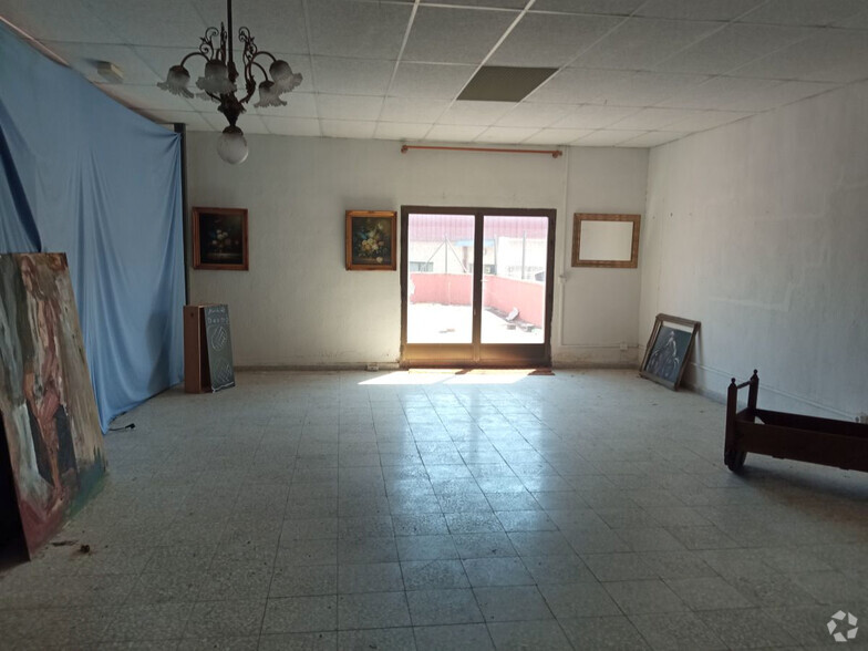 Avenida de los Reyes, 11, Colmenar Viejo, Madrid à vendre - Photo de l’immeuble – Image 3 sur 7