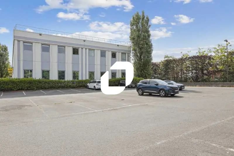 Rue Du Cantal, Lisses à louer - Photo de l’immeuble – Image 2 sur 14