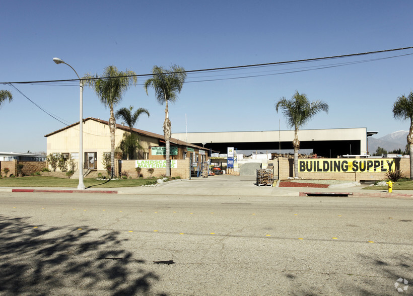 1313-1345 E Phillips Blvd, Pomona, CA à louer - Photo de l’immeuble – Image 2 sur 4