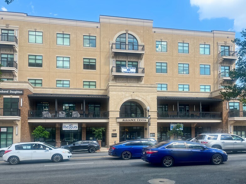 113-123 S Monroe St, Tallahassee, FL à louer - Photo de l’immeuble – Image 3 sur 12