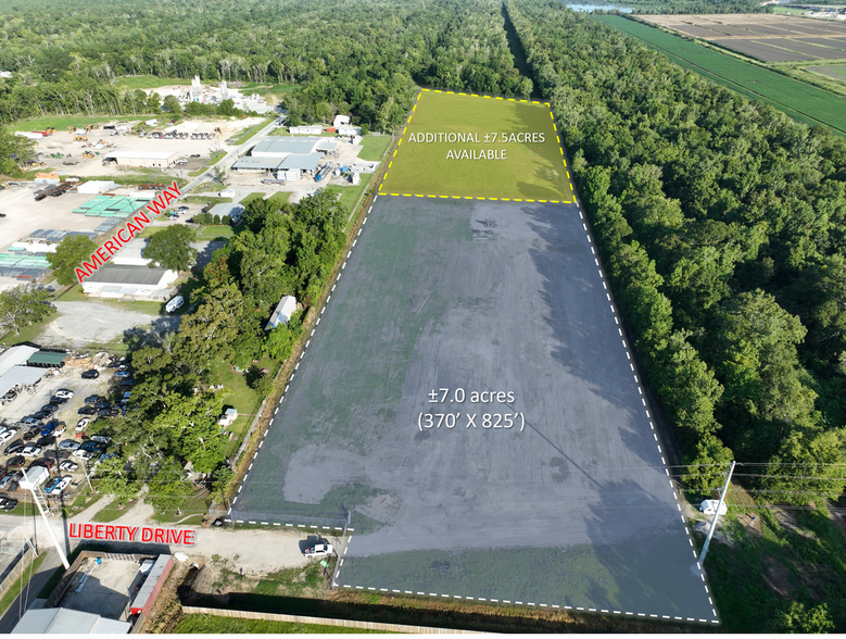 Liberty Drive, Port Allen, LA à louer - Photo de l’immeuble – Image 1 sur 5