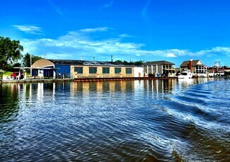 Plus de détails pour Marina & Residential Income Portfolio – Spécialisé à vendre, Grand River, OH
