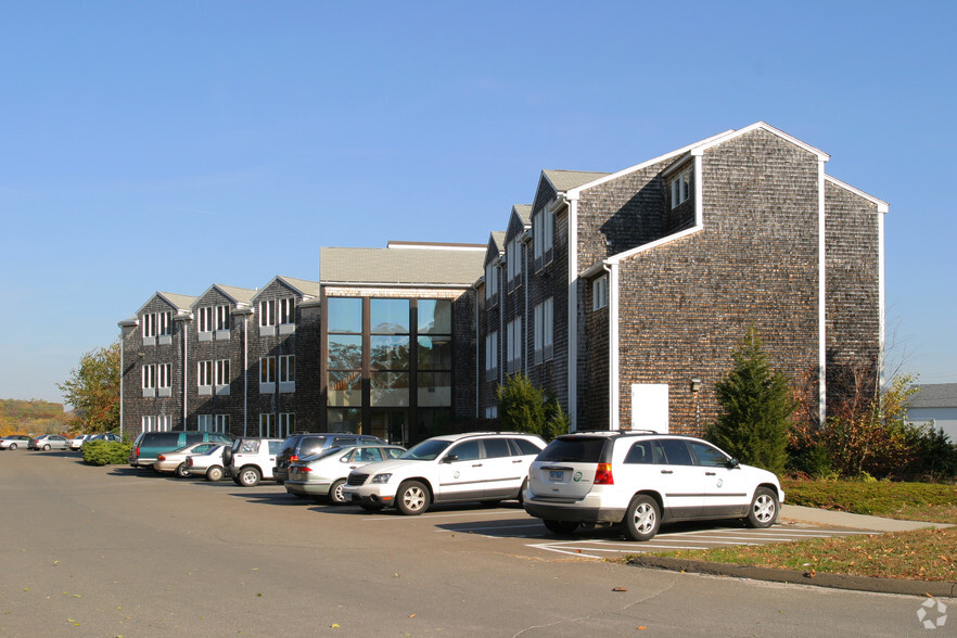 929 Boston Post Rd, Old Saybrook, CT à louer - Photo de l’immeuble – Image 2 sur 9