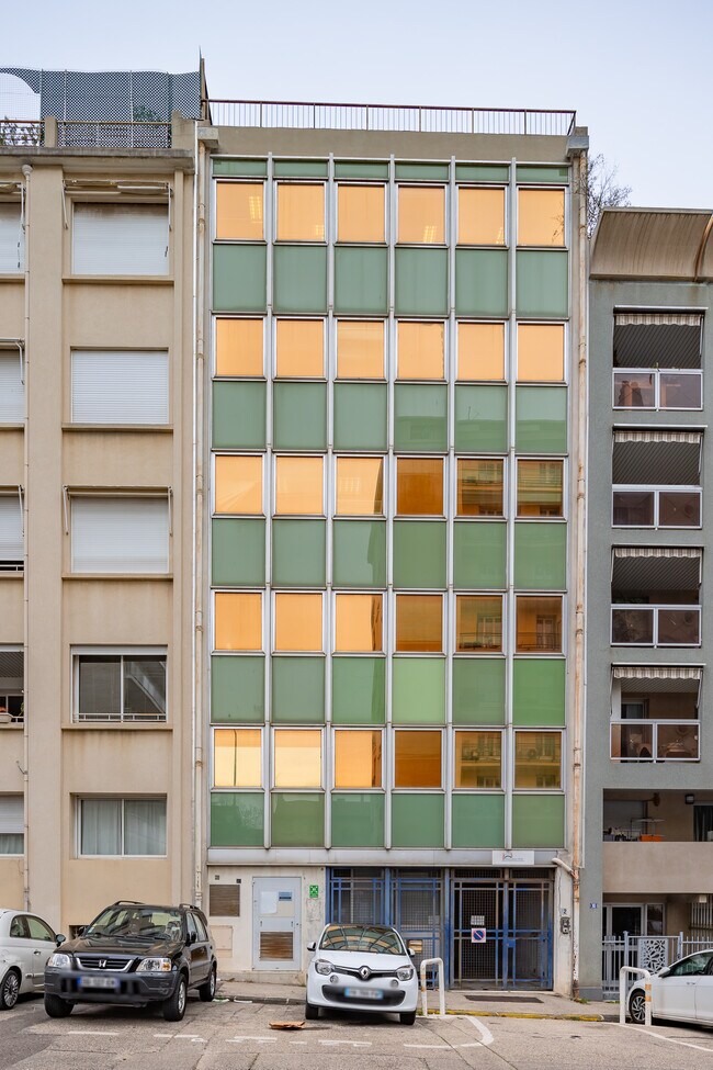 Plus de détails pour 12 Rue De Lorraine, Marseille - Bureau à vendre