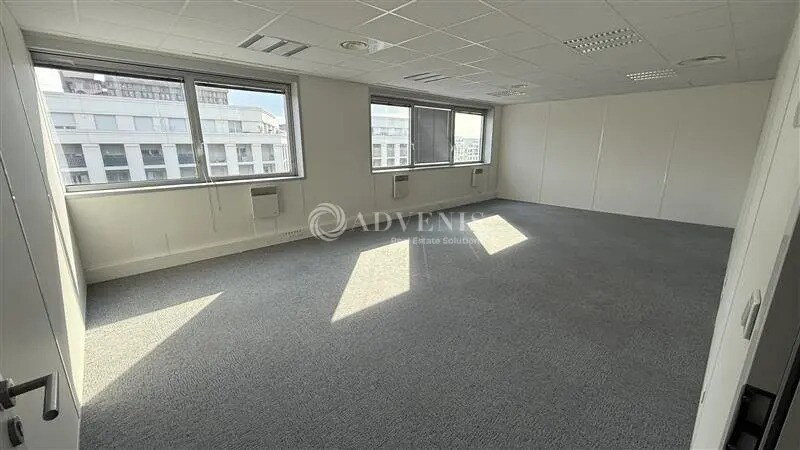 Bureau dans Noisy-le-Grand à vendre - Photo intérieure – Image 2 sur 12