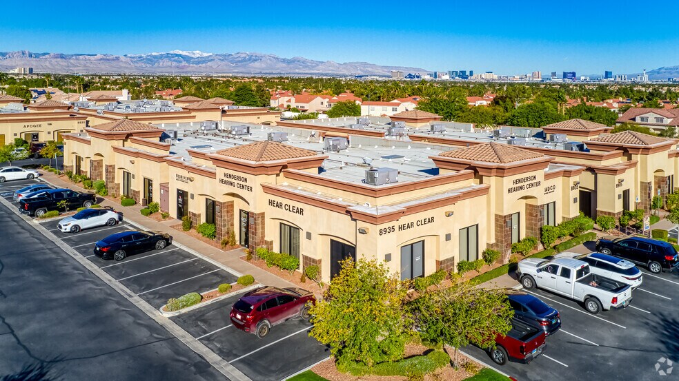8935 S Pecos Rd, Henderson, NV à vendre - Photo de l’immeuble – Image 3 sur 10