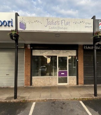 56-48 Newbrook Rd, Bolton à louer - Photo principale – Image 1 sur 1