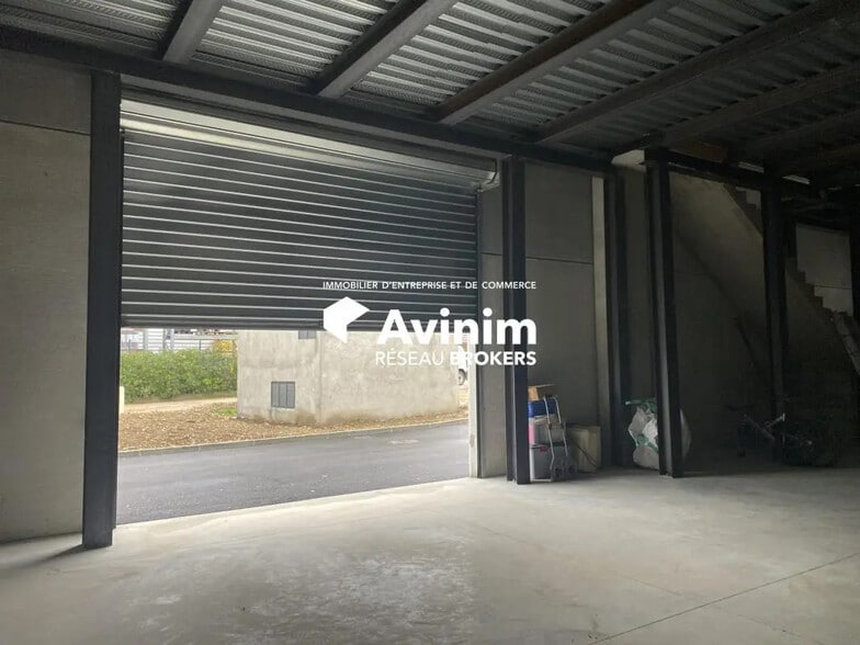 Local d’activités dans Montauroux à louer - Photo intérieure – Image 2 sur 7