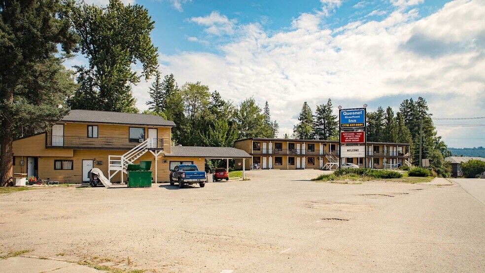 856 Front St, Quesnel, BC à vendre - Photo de l’immeuble – Image 3 sur 17
