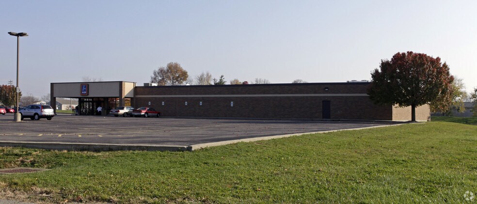 1135 W Kemper Rd, Cincinnati, OH à vendre - Photo de l’immeuble – Image 1 sur 2