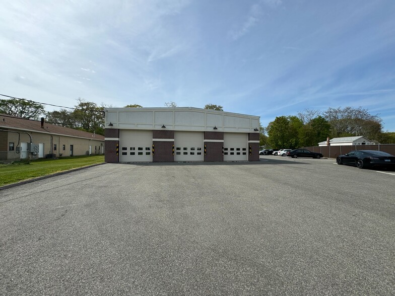 309 Boston Post Rd, Old Saybrook, CT à louer - Photo de l’immeuble – Image 1 sur 10