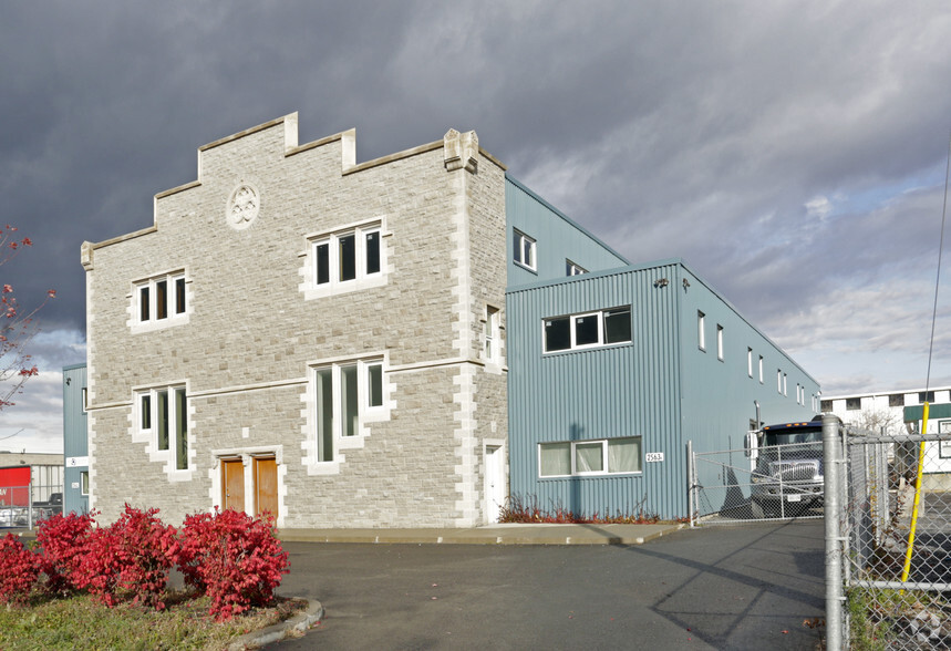 2563 Edinburgh Pl, Ottawa, ON à vendre - Photo de l’immeuble – Image 3 sur 8
