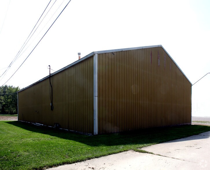 3830 S Meeker Ave, Muncie, IN à vendre - Photo de l’immeuble – Image 2 sur 2