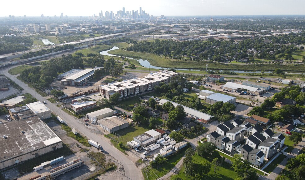 3191 Produce Row, Houston, TX à louer - Photo de l’immeuble – Image 2 sur 6