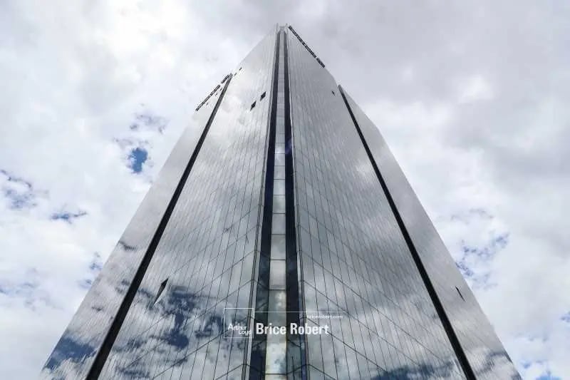 Local d’activités dans Lyon à louer - Photo de l’immeuble – Image 1 sur 16