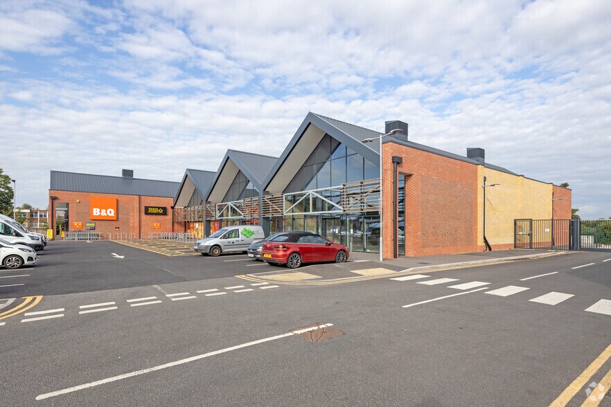 The Maltings portefeuille de 3 biens à vendre sur LoopNet.fr - Photo de l’immeuble – Image 2 sur 3