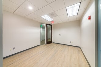 200 Ashford Ctr N, Atlanta, GA à louer Photo intérieure– Image 1 sur 5