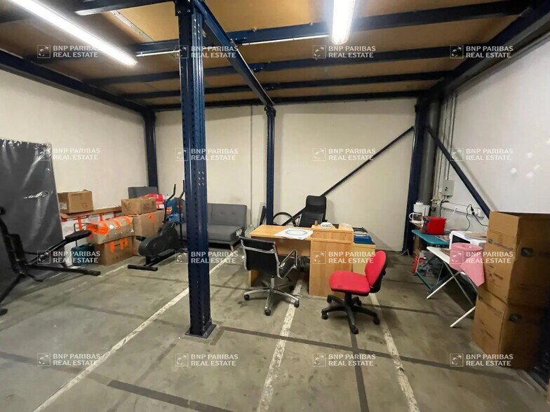 Local d’activités dans Toulouse à louer - Photo intérieure – Image 3 sur 6