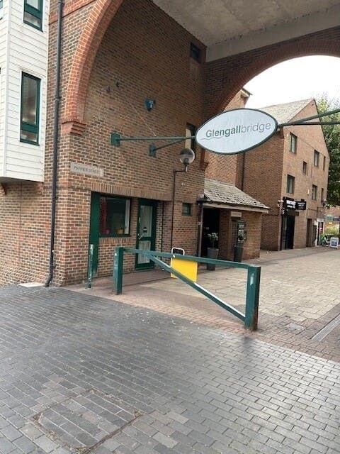 17 Pepper St, Londres à vendre Photo de l’immeuble– Image 1 sur 4