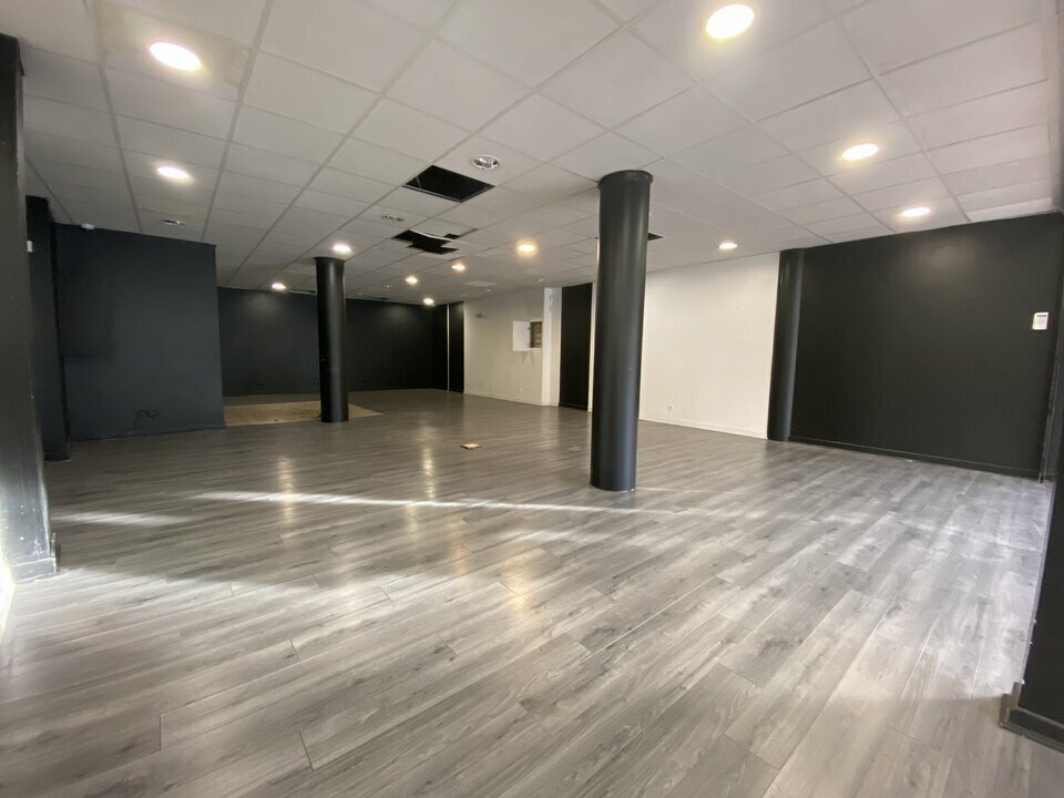 Local commercial dans Bordeaux à louer Photo intérieure– Image 1 sur 14