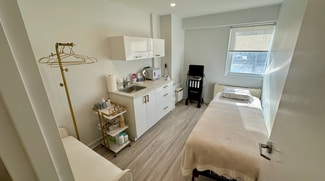 Plus de détails pour 2185 Lemoine Ave, Fort Lee, NJ - Logement à vendre