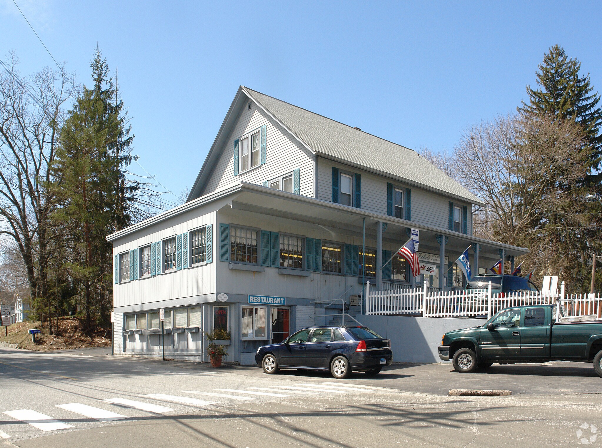 107 Main St, Ivoryton, CT à vendre Photo principale– Image 1 sur 36