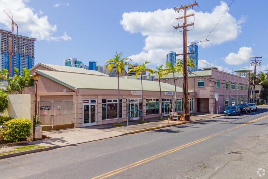 735-745 Keeaumoku St, Honolulu, HI à louer - Photo de l’immeuble – Image 2 sur 22
